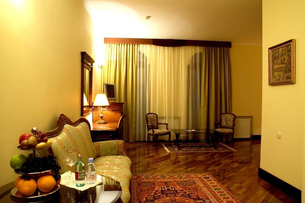 Optima Collection Dnipro Hotel Ruang foto